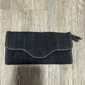 Thirty One Denim Polka Dot Wallet​